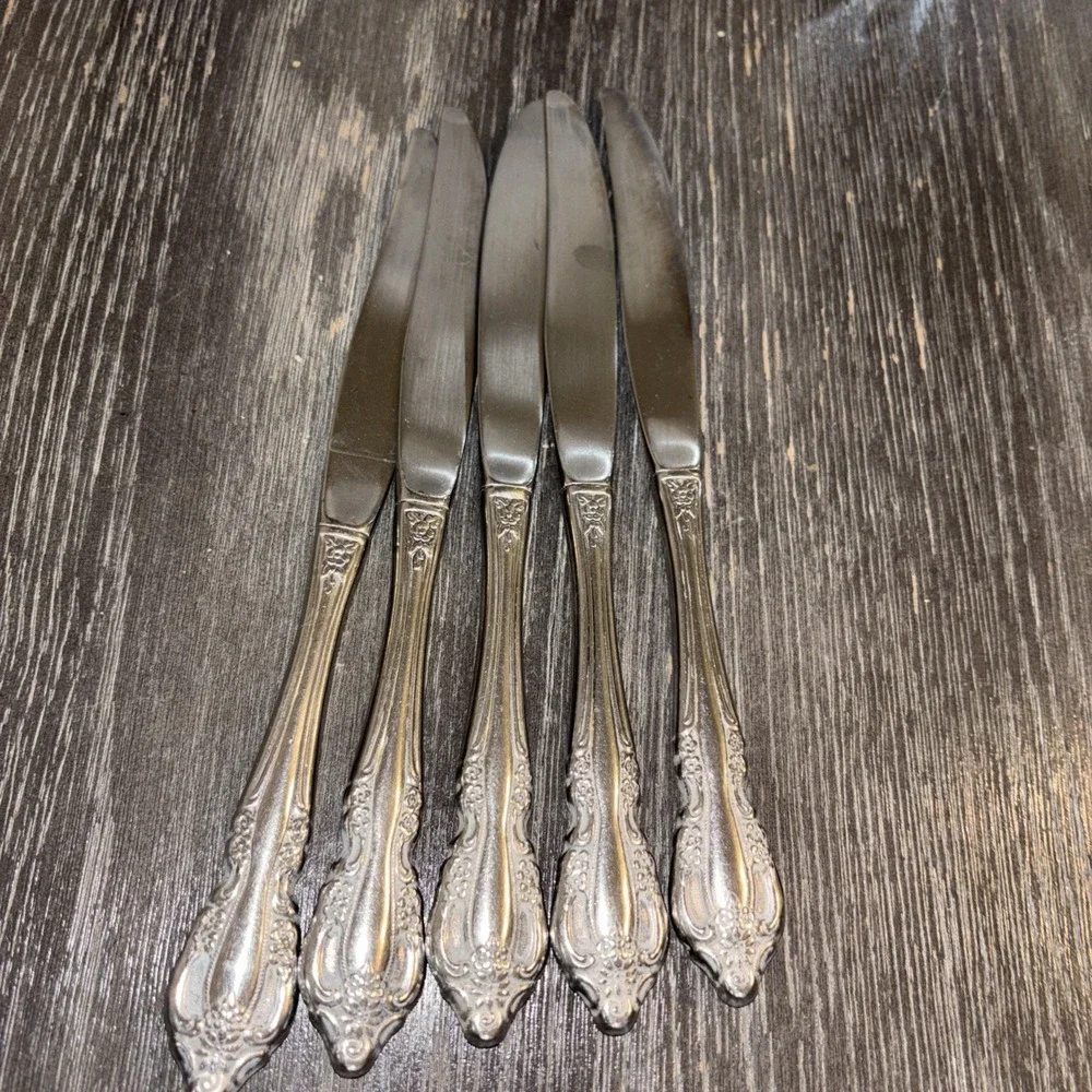 Set of 5 Oneida Community Louisiana Dinner Knives Stainless Flatware 9